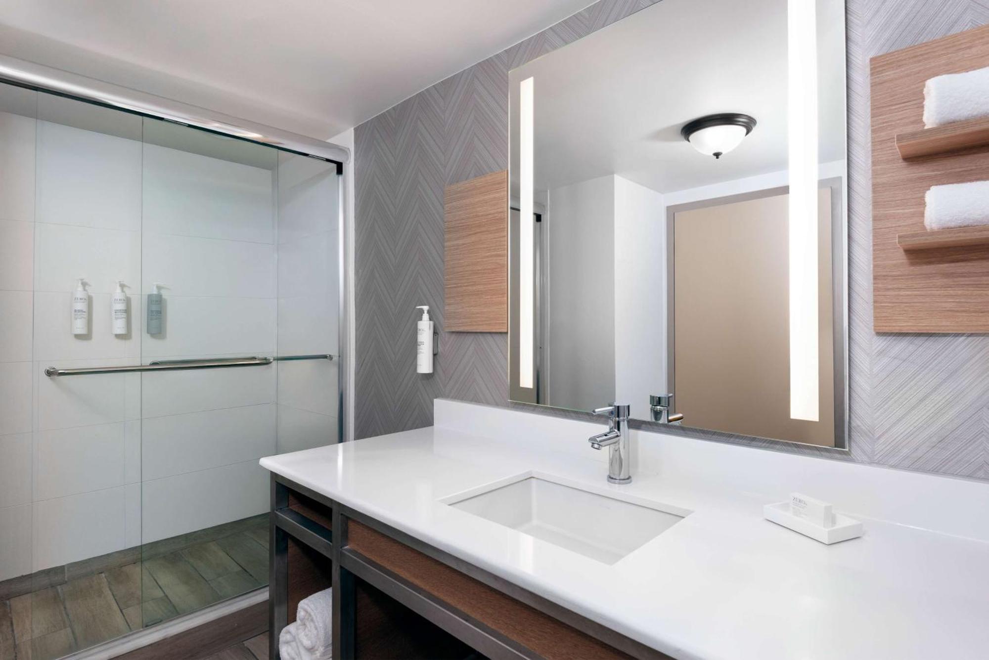 Hilton Garden Inn Tampa Airport/Westshore Exteriör bild