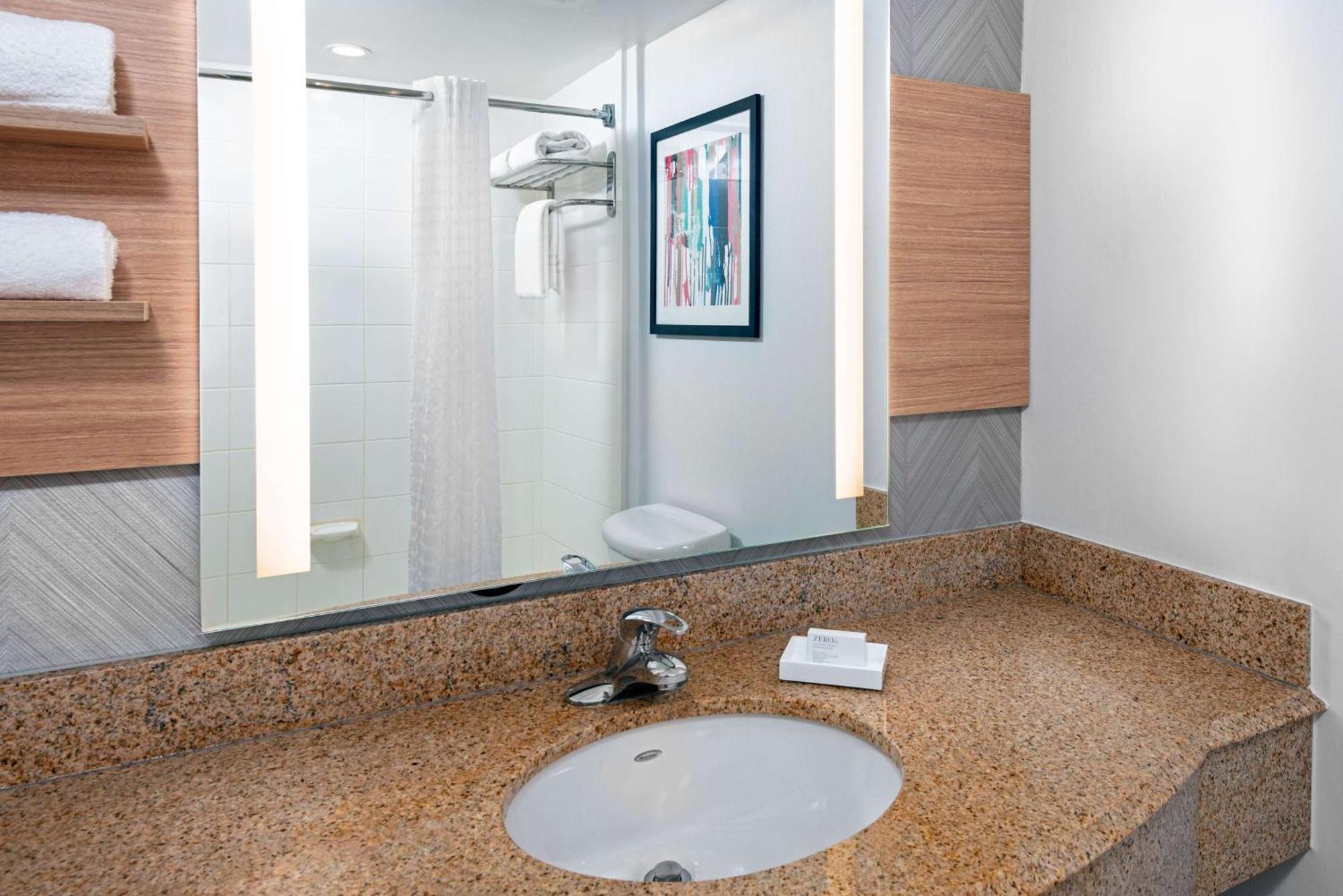Hilton Garden Inn Tampa Airport/Westshore Exteriör bild