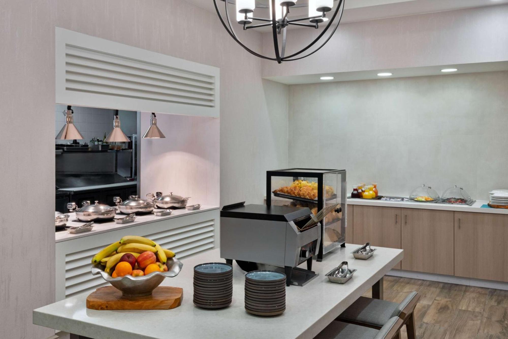 Hilton Garden Inn Tampa Airport/Westshore Exteriör bild
