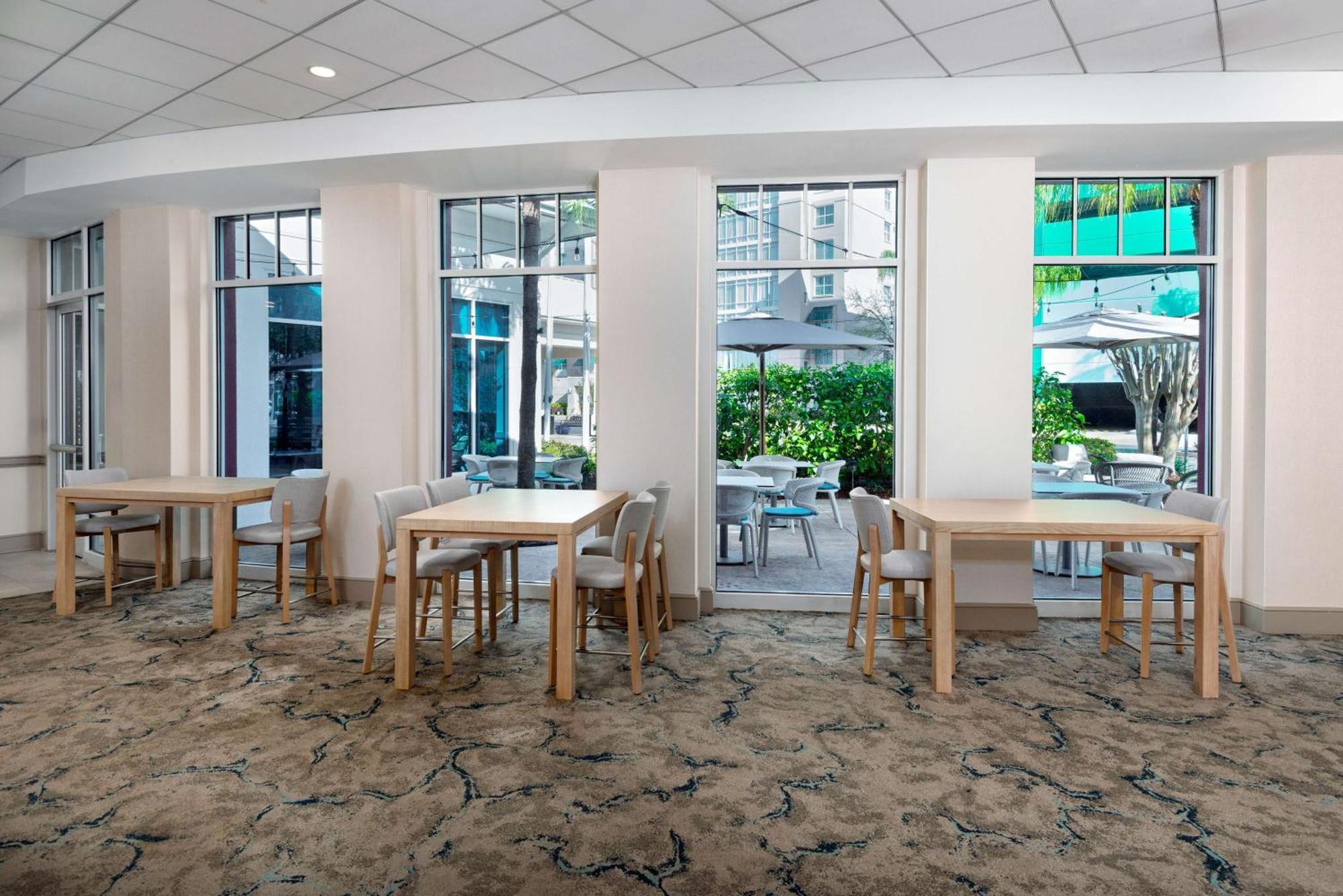 Hilton Garden Inn Tampa Airport/Westshore Exteriör bild