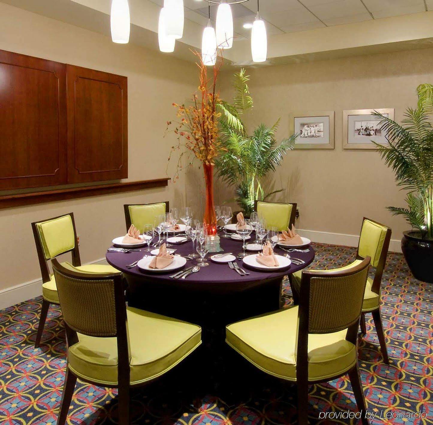 Hilton Garden Inn Tampa Airport/Westshore Exteriör bild